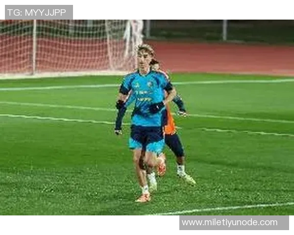 库尔图瓦重返球队训练赫伊森复出希望渺茫 库尔图瓦重返球队训练赫伊森复出希望渺茫