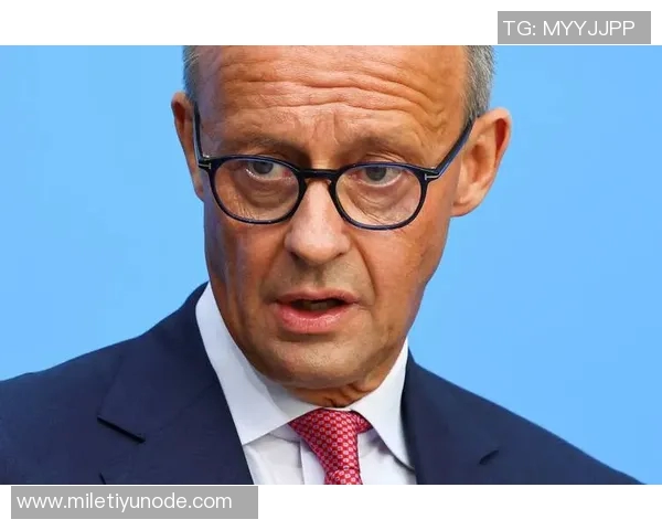 外媒评选双边卫实力与荣誉对比詹俊解读两组差异 外媒评选双边卫实力与荣誉对比詹俊解读两组差异