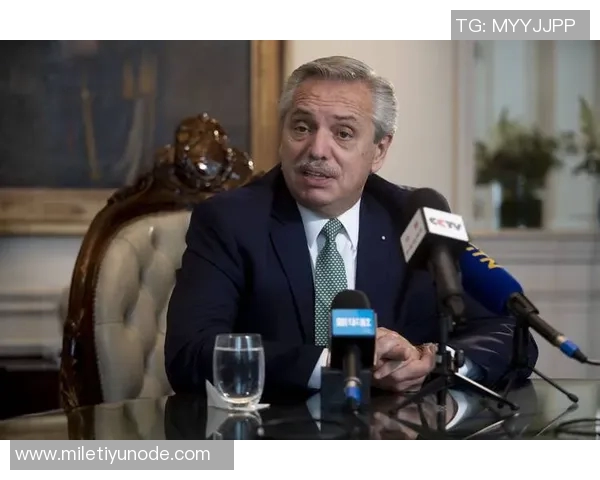 斯卡洛尼解释冈萨雷斯踢边卫的原因强调其能力而非对手因素