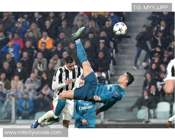 拜仁祝贺诺伊尔欧冠152场历史第六却遗漏C罗引发热议 拜仁祝贺诺伊尔欧冠152场历史第六却遗漏C罗引发热议