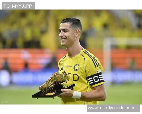 C罗荣获葡萄牙环球声望奖赞扬其辉煌职业生涯成就