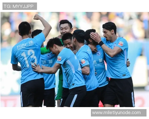 路易斯怒斥申花金畅回应经纪人夸大中超球队需求与高价要求